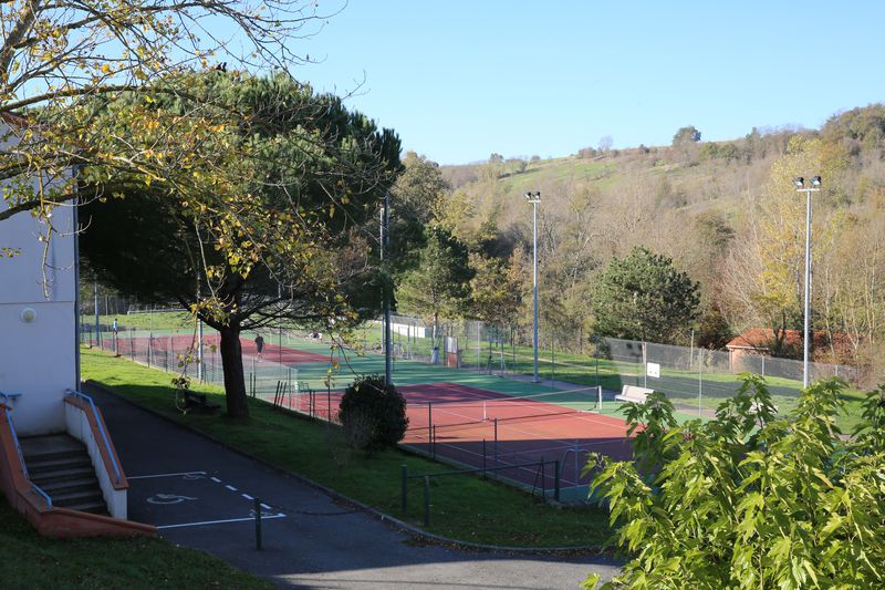 courts tennis